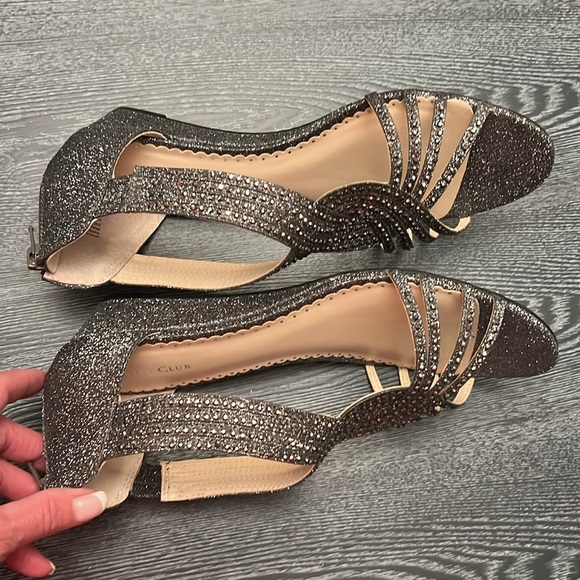 Charter Club Sparkle Shoes-Like New 10.5M - Picture 6 of 10